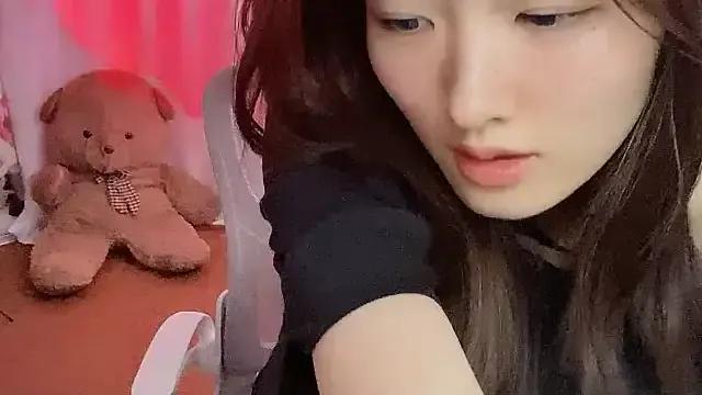 Moonlight-23 on StripChat 