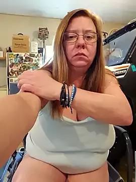 Photos of MsShelby40 from StripChat is Freechat