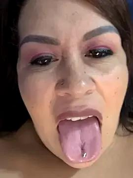 Natasha_mommy on StripChat 