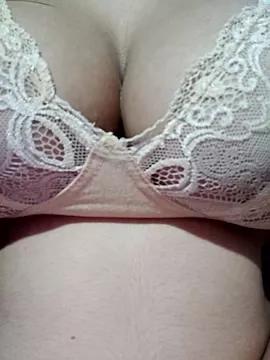 Freechat OnlyPragya on StripChat