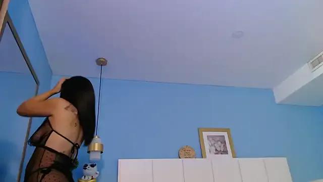 Freechat PenelopeBond on StripChat