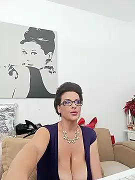 RebeccaNoble on StripChat 