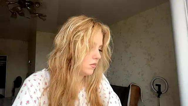 Reserved_Mull on StripChat 