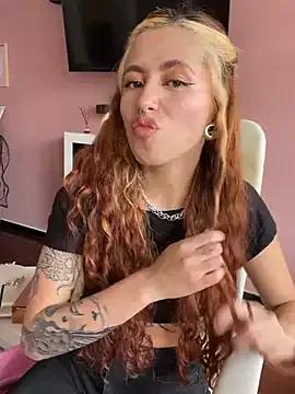 Sallem_Pink on StripChat 