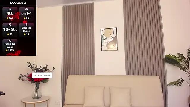 Saraakushh on StripChat 