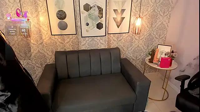 Saraakushh on StripChat 