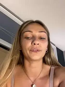 Freechat skyemorgan01 on StripChat