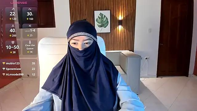 Susan_aziz on StripChat 