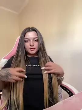 SweetFoxEyes on StripChat 