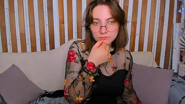 Tara_Grainn on StripChat 