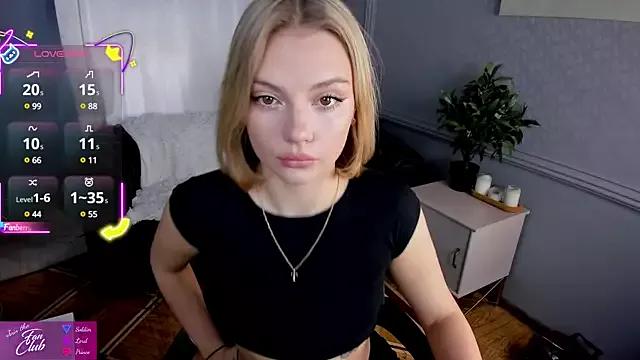 Photos of Tatti_Lane from StripChat is Freechat