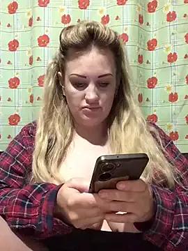 VikiiStoun on StripChat 