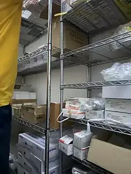 Freechat Weakofficeworker on StripChat