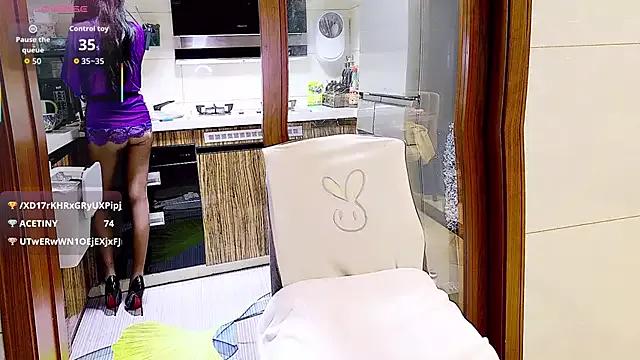 xinxinbabe on StripChat 