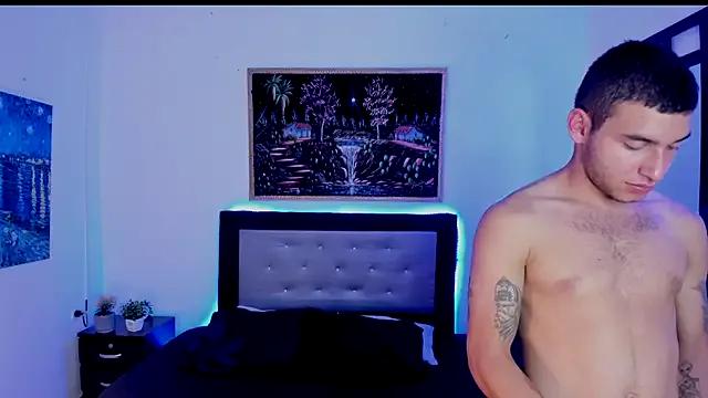 xXHot_MalesXx on StripChat 