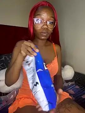 Freechat YummyMelanin117 on StripChat